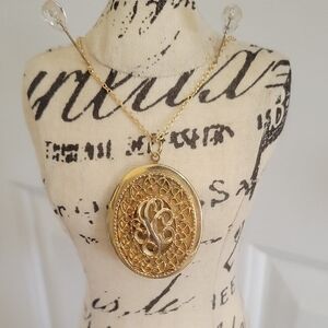 Sarah Coventry Gold Filigree Locket Necklace